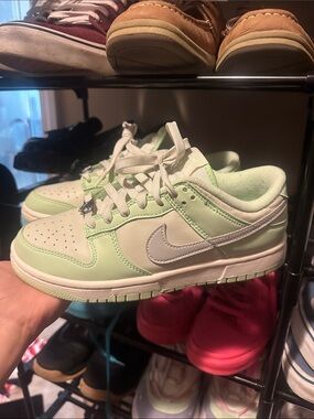 Women’s 8 Nike Dunk Low SE Next Nature Low-Top Sneakers Sea glass